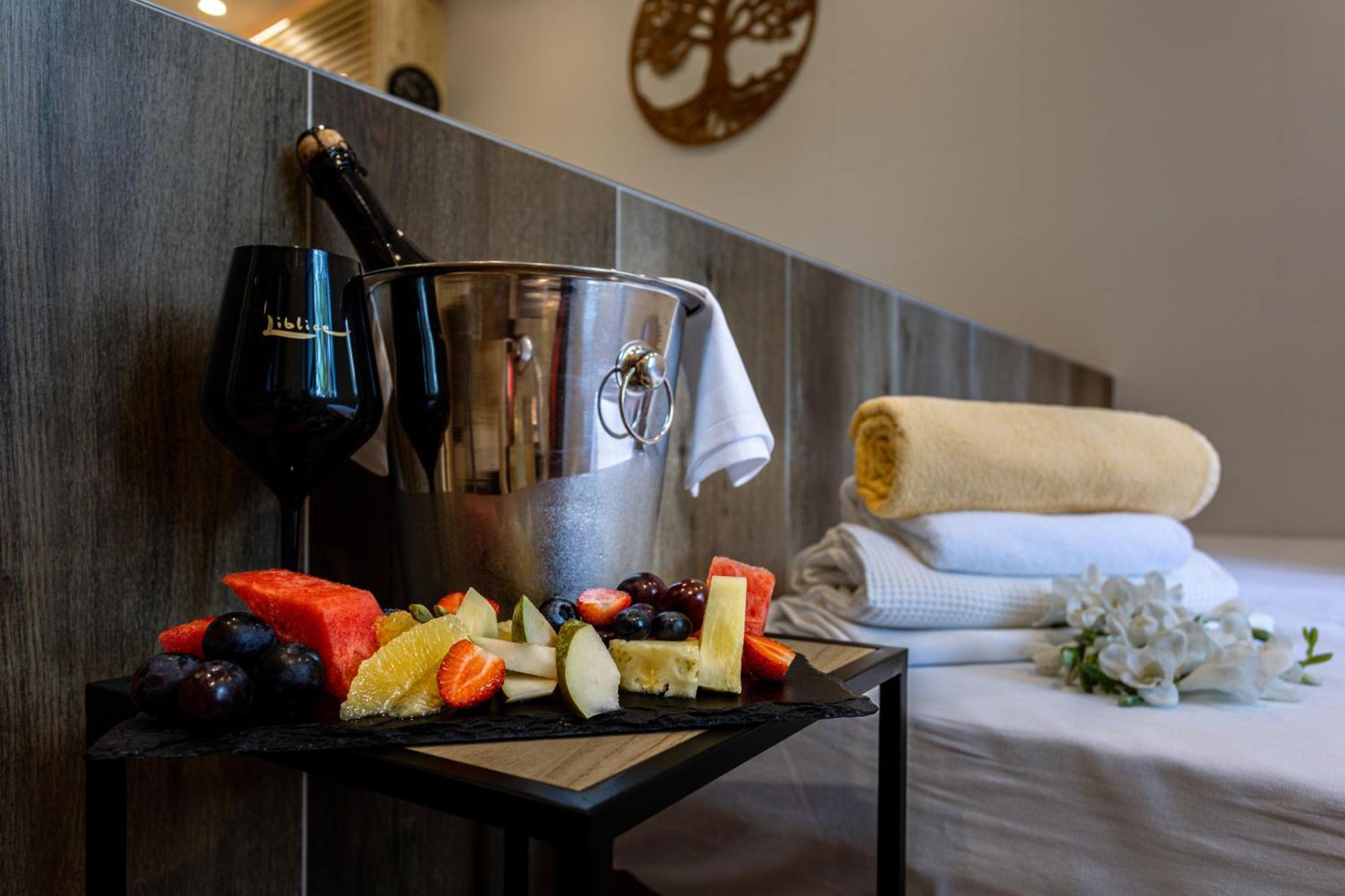 Отель Chateau Liblice 4*