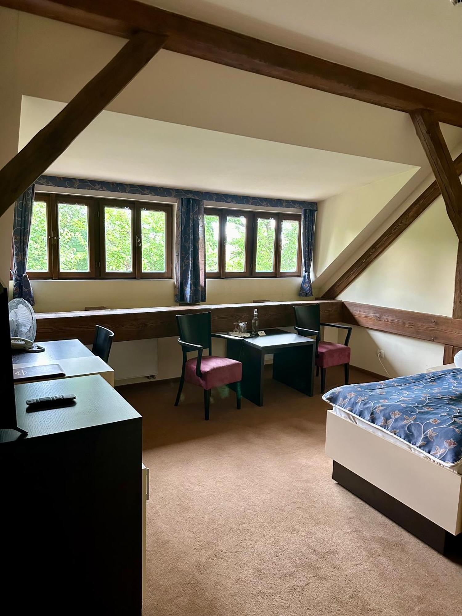 Отель Chateau Liblice 4*